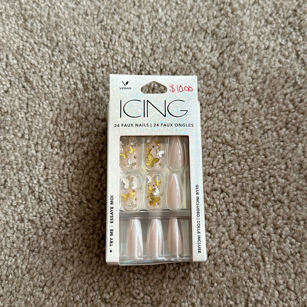Cute nails in the brand icing